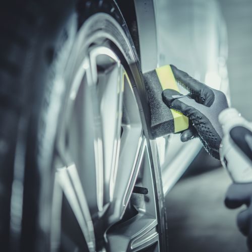 auto-detailing-2 Tire cleaning
